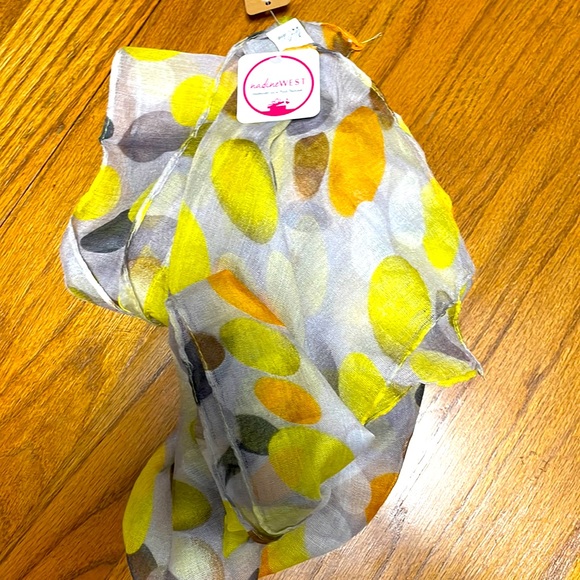 NadineWest Scarf. New with tags - Picture 1 of 2
